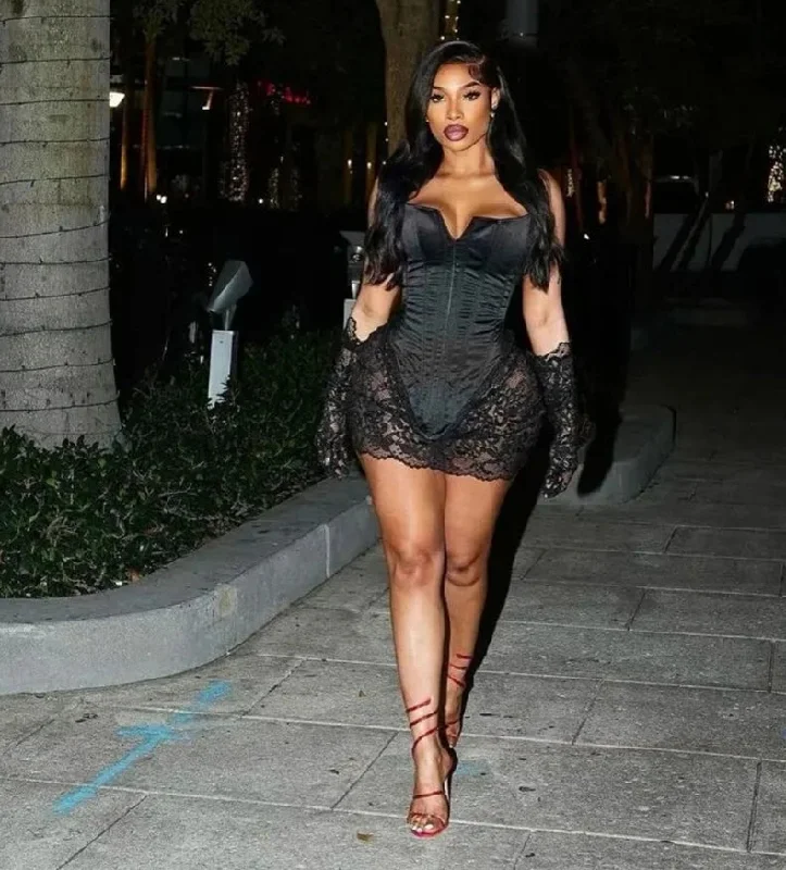 Design Little Black Dress Corset Short Prom Dresses With Lace Gloves Black Girl Mini Cocktail Dress Bustle Lace-up Homecoming Design Little Black Dress Corset Short Prom Dresses With Lace Gloves Black Girl Mini Cocktail Dress Bustle Lace-up Homecoming